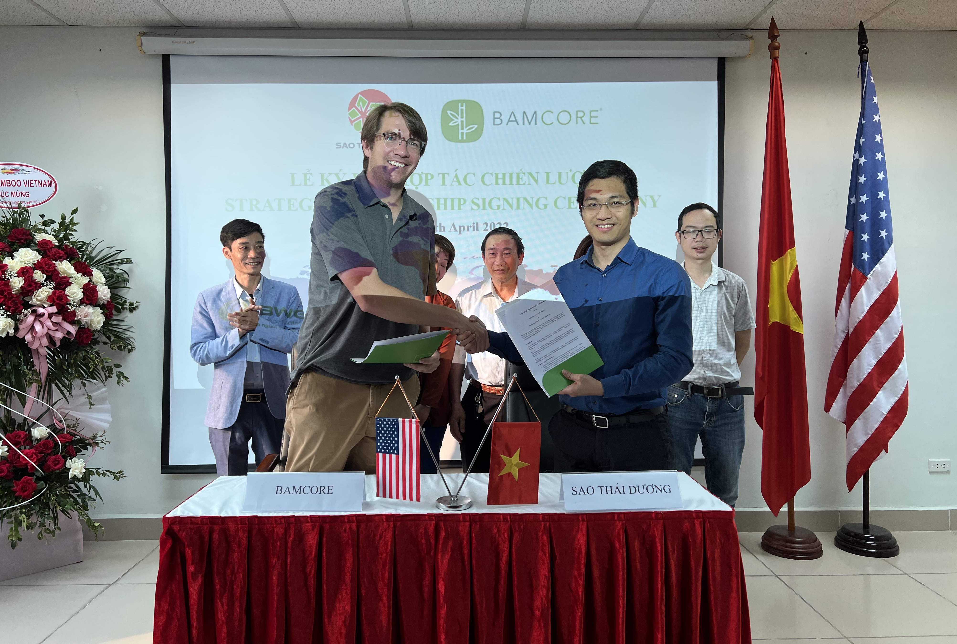 🔥 Ký kết hợp tác chiến lược giữa ĐT Sao Thái Dương với BamCore (Mỹ) 🔥